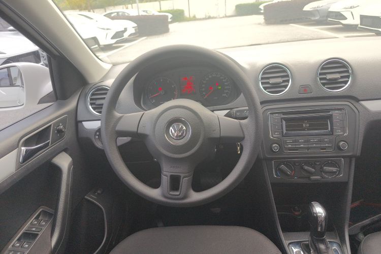 大众 捷达 2015款 1.6L 自动舒适型中控内饰13