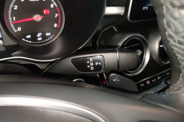 奔驰C级 2017款 改款 C 200 L局部细节18