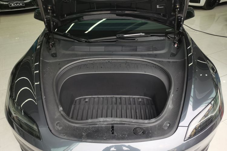 特斯拉 Model 3 2023款 后轮驱动版机舱底盘24