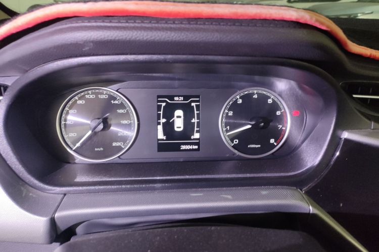 奇瑞 艾瑞泽5 2019款 改款PRO 1.5L 手动青春版 国VI中控内饰14