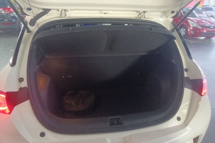 比亚迪 海豚 2023款 420km 自由版局部细节23