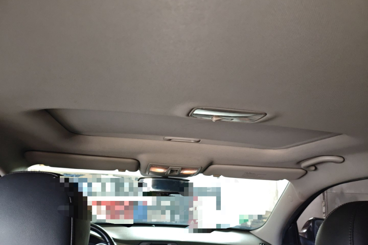 起亚 智跑 2015款 2.0L 自动两驱版GLS局部细节22