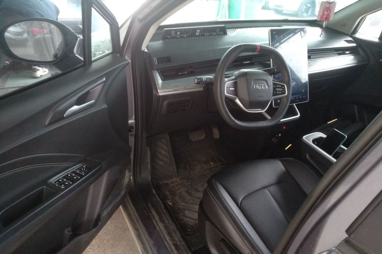 哪吒汽车 哪吒AYA 2023款 318 Lite中控内饰7003