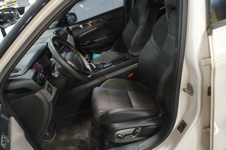 领克02 2021款 2.0TD 自动两驱劲 冠军版中控内饰19