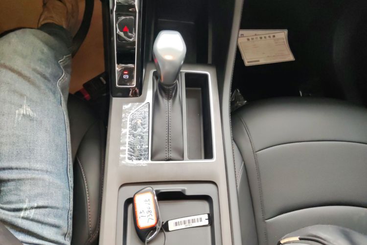 荣威i5 2023款 1.5L CVT豪华版局部细节18