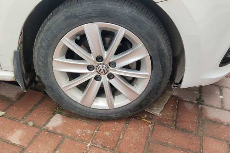 大众 Polo 2014款 1.6L 自动舒适版车身外观10