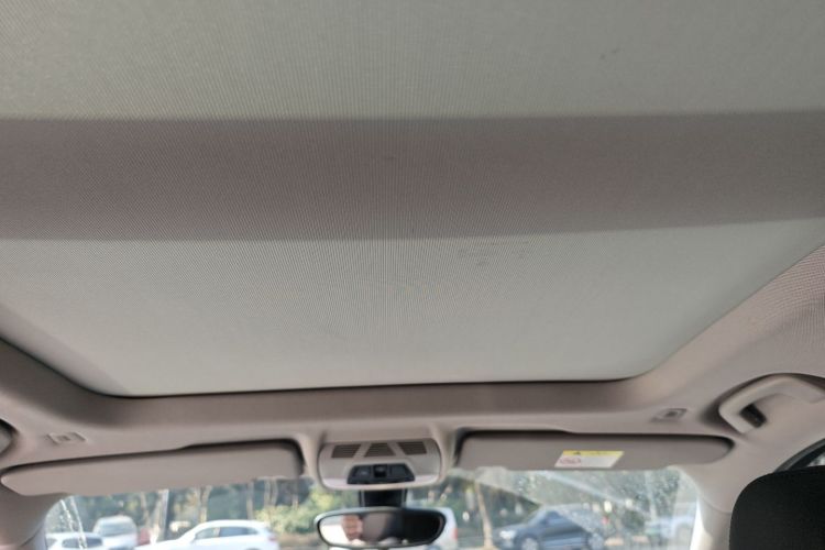 宝马X1 2019款 sDrive18Li 时尚型中控内饰22