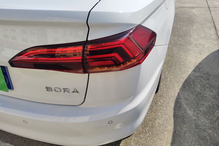 大众 宝来 2021款 1.5L 自动时尚智联版车身外观9