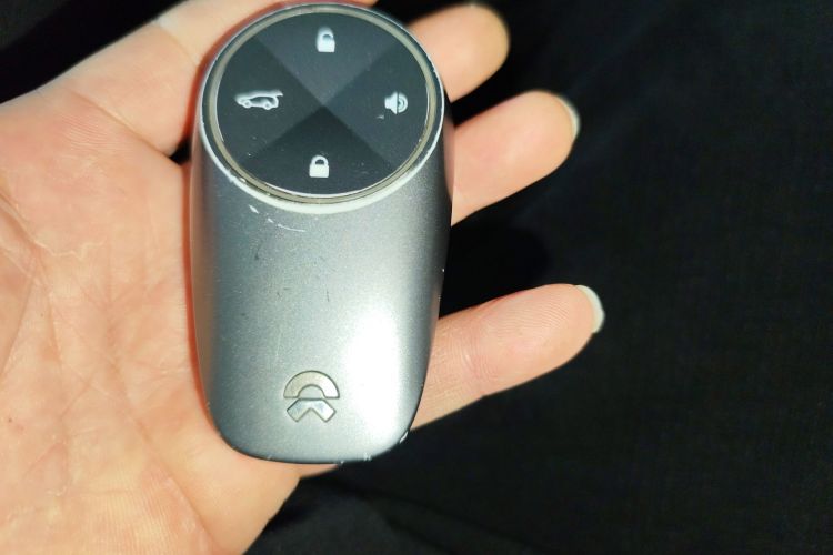 蔚来ES6 2019款 510KM 首发纪念版中控内饰7001