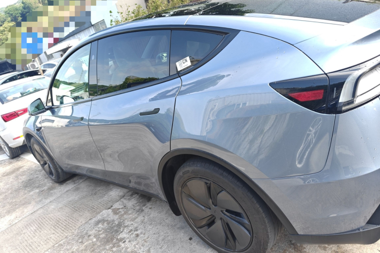 特斯拉 Model Y 2025款 后轮驱动版车身外观6003
