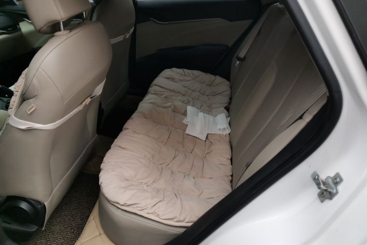 别克 英朗 2016款 15N 自动精英型中控内饰21