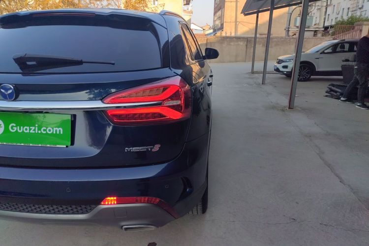 君马汽车 君马MEET 3(美图3) 2018款 1.5T CVT豪华型车身外观6006