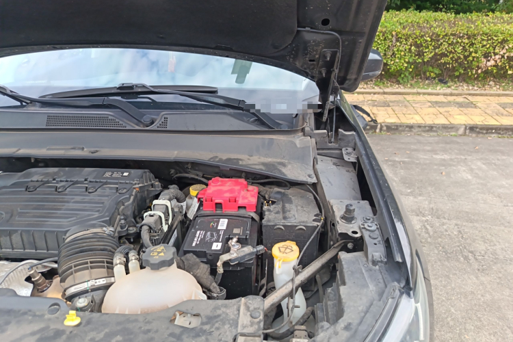 Jeep 指南者 2020款 220T 自动精英版局部细节9007