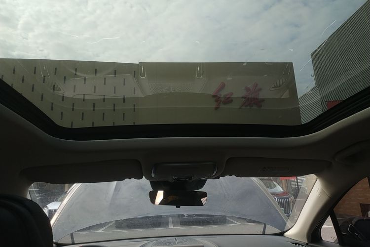 红旗HS3 PHEV 2024款 PHEV 115km 劲为版中控内饰22