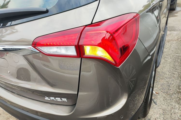 别克 昂科威 2019款 20T 两驱领先型 国V车身外观6006