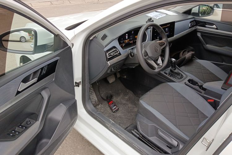 大众 朗逸 2023款 改款 1.5L 自动得逸版中控内饰7003