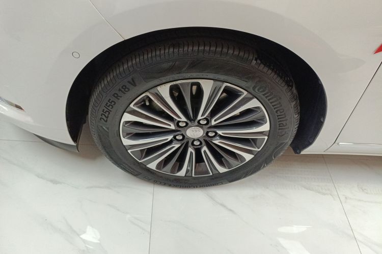 别克GL8 2021款 ES陆尊 653T 旗舰型车身外观6007