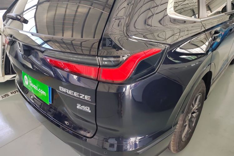 本田 皓影 2025款 240TURBO 两驱豪华版 5座车身外观9