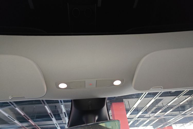 特斯拉 Model Y 2022款 改款 后轮驱动版局部细节22