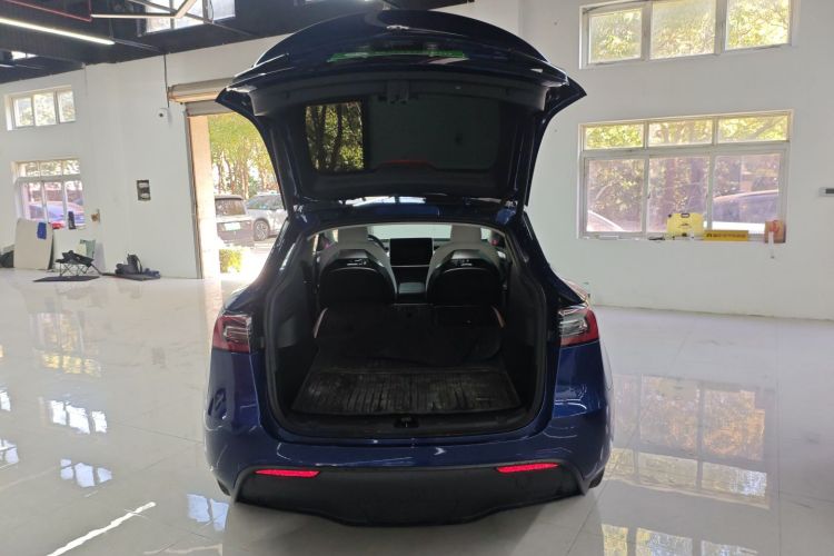特斯拉 Model Y 2021款 长续航全轮驱动版局部细节23