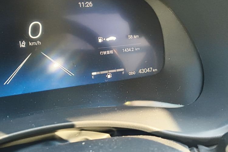 丰田 皇冠陆放 2022款 2.5L HEV四驱尊贵版中控内饰15