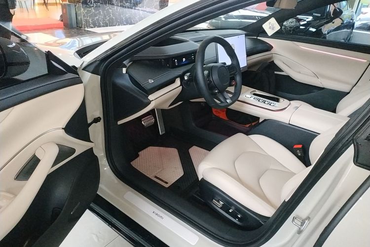 小米汽车 小米SU7 2024款 四驱超长续航高阶智驾Max版中控内饰7003