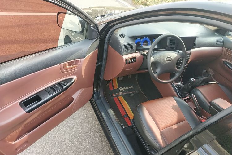 比亚迪F3 2018款 1.5L 手动经典型中控内饰20