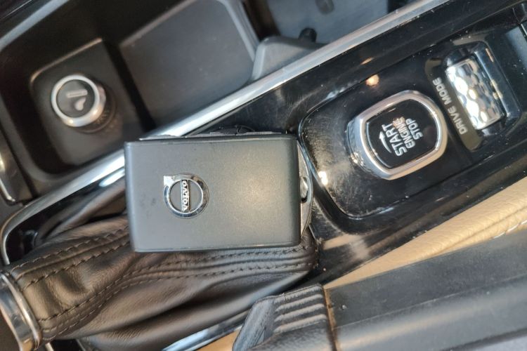 沃尔沃V90 2019款 Cross Country T5 AWD 智远版 国V中控内饰7001