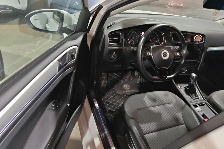 大众 高尔夫·纯电 2020款 驰中控内饰20