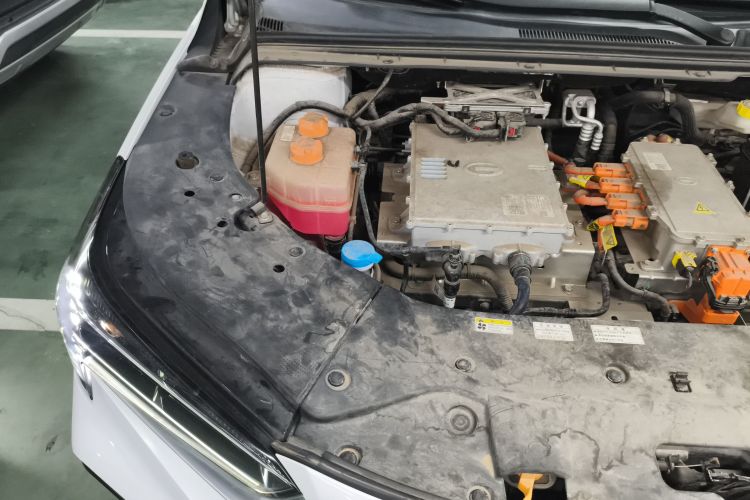 埃安 AION S 2019款 魅Evo 530机舱底盘25