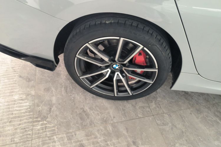 宝马3系 2023款 325Li M运动套装车身外观6008