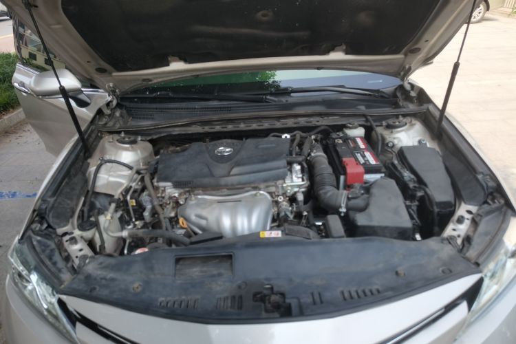 丰田 凯美瑞 2018款 2.0G 豪华版机舱底盘24