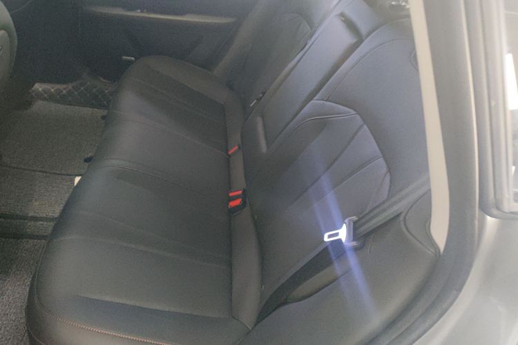 小鹏P7 2022款 480E中控内饰7004