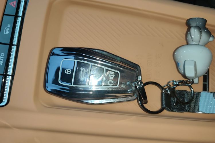 吉利汽车 博越L 2025款 第四代 1.5TD DCT 扬帆中控内饰11