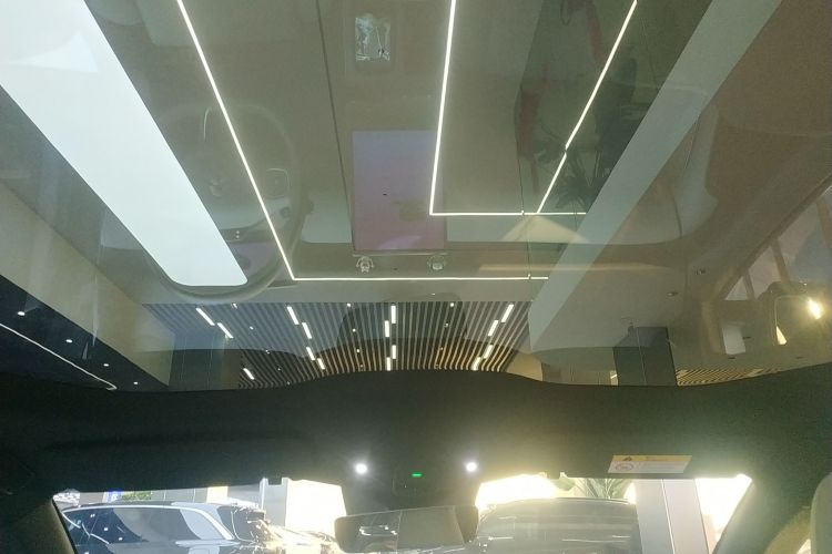 蔚来ET5 2022款 75kWh中控内饰22