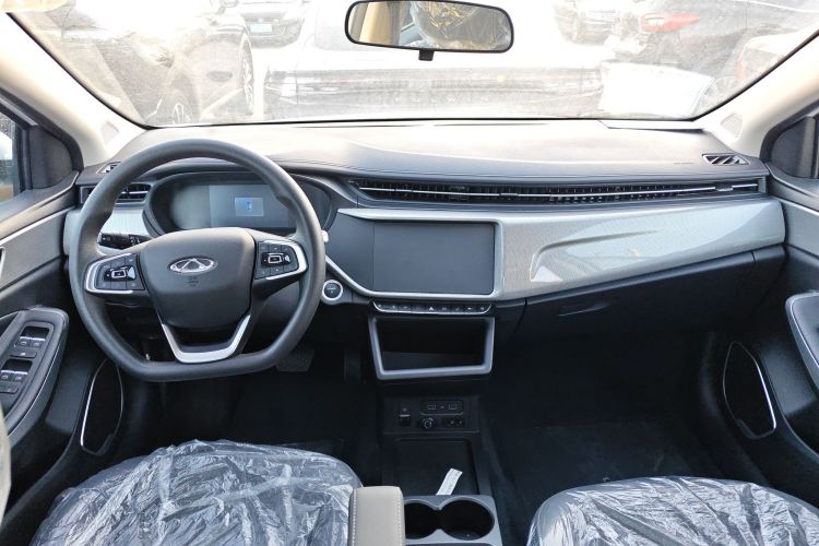 奇瑞新能源 艾瑞泽e 2024款 455km 出行版中控内饰12