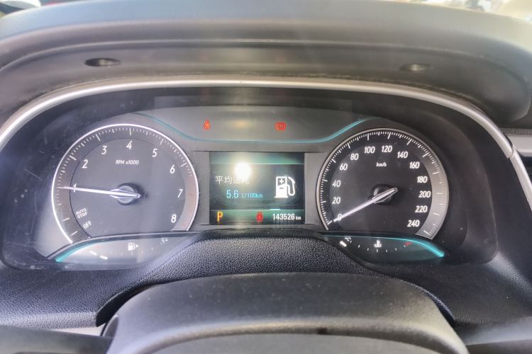 别克 英朗 2018款 15T 双离合精英型 国V中控内饰14