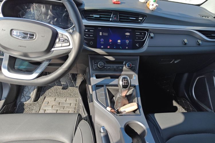 吉利汽车 帝豪 2019款 领军版 1.5L 手动向上互联型 国VI中控内饰12