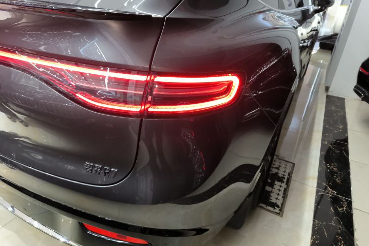 鸿蒙智行 智界R7 2024款 纯电 802km Max车身外观9