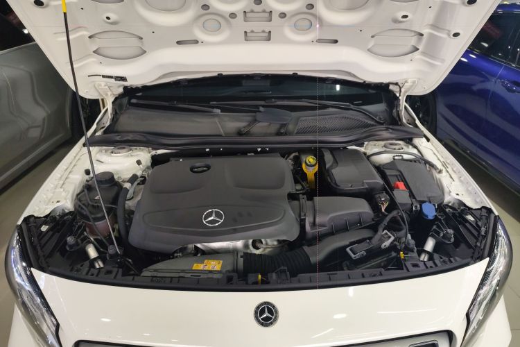 奔驰GLA 2018款 GLA 200 时尚型局部细节24