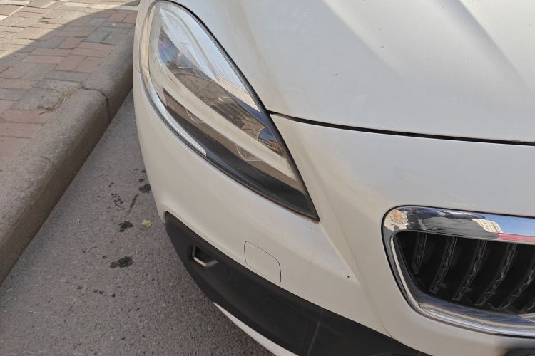 沃尔沃V40 2017款 Cross Country T3 智雅版车身外观8