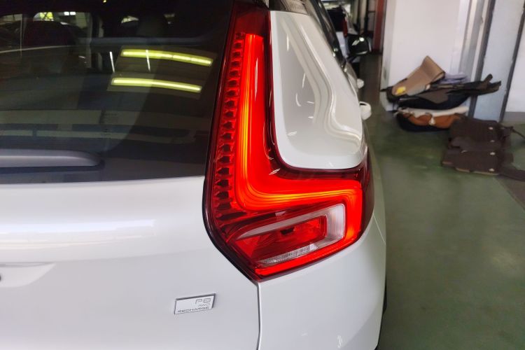 沃尔沃XC40新能源 2021款 P8 纯电 四驱智雅运动版车身外观6006