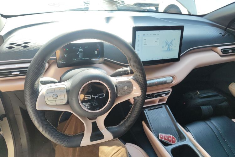 比亚迪 海鸥 2025款 305km 活力版中控内饰12