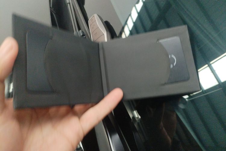 特斯拉 Model Y 2022款 改款 后轮驱动版中控内饰11