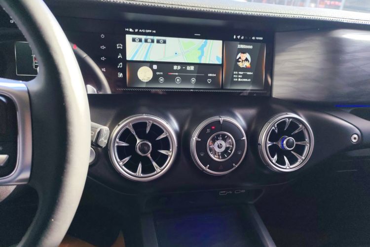 坦克300 2021款 越野版 2.0T 征服者中控内饰16