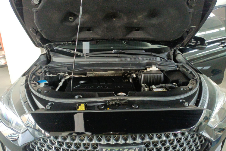 哈弗M6 2019款 1.5T 手动两驱都市型 国VI机舱底盘24