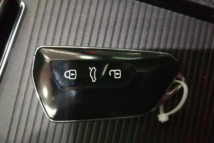 大众 途昂 2021款 380TSI 四驱尊崇豪华版中控内饰7001