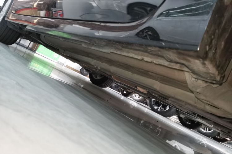 日产 天籁 2018款 2.0L XL 智进版局部细节9001