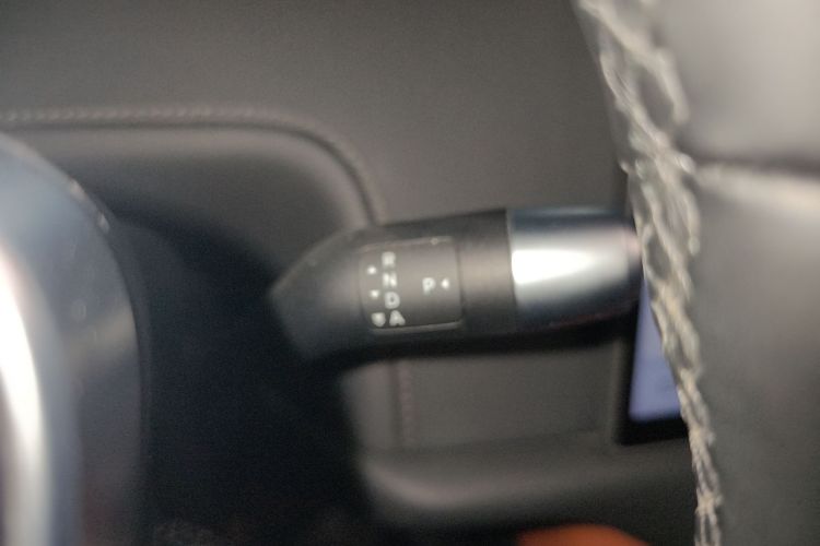 理想汽车 理想L7 2023款 Air中控内饰18