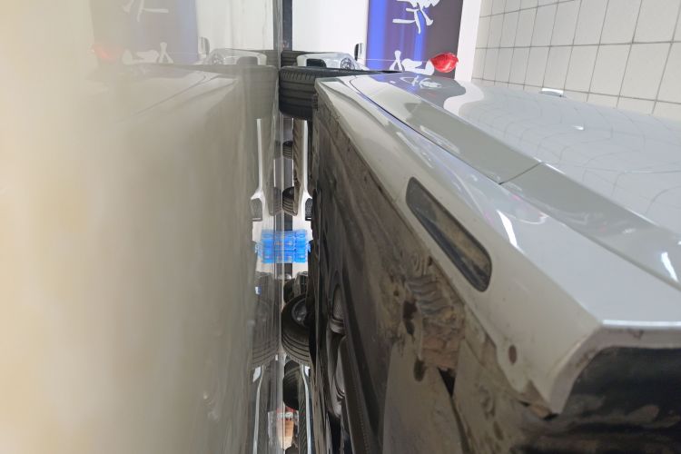 宝马3系 2025款 330Li M运动曜夜套装局部细节9001